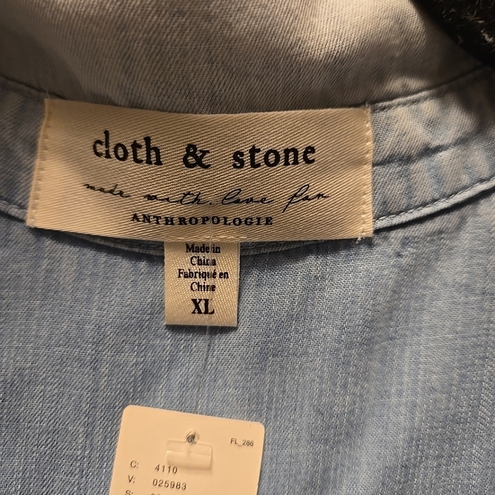 Cloth & Stone Anthropologie Denim Button Up Shirt Two Tone Blue White XL NWT - Picture 4 of 6
